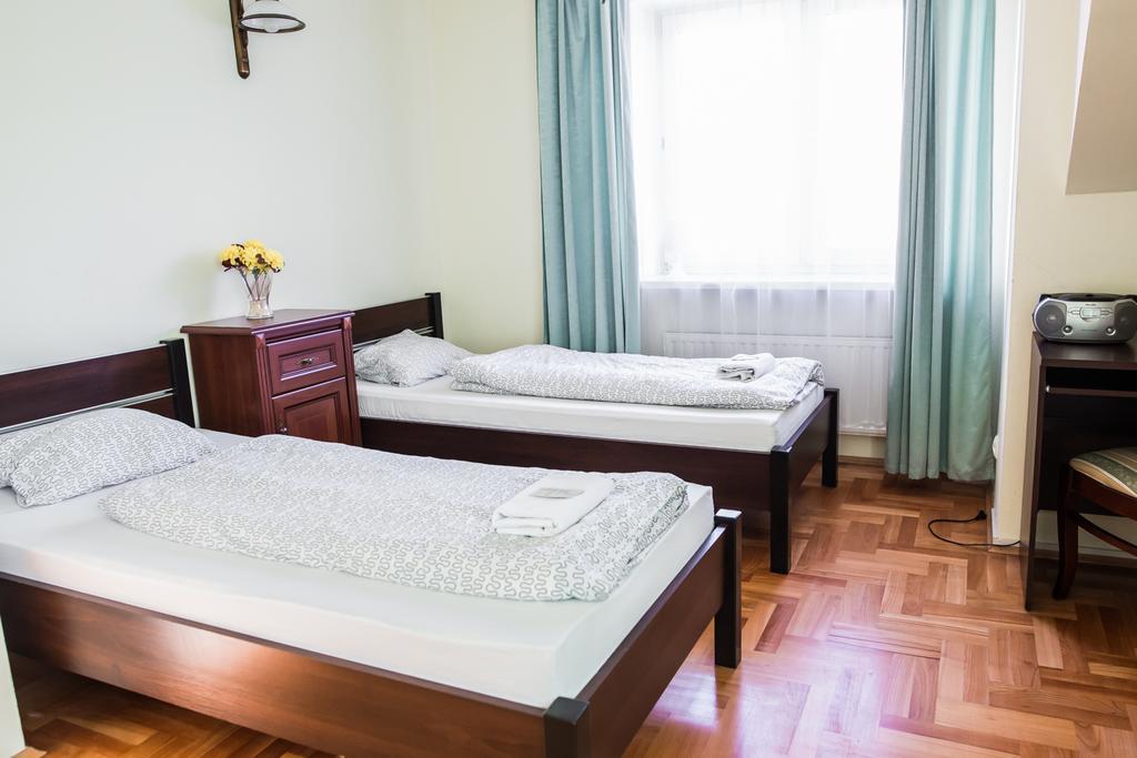 Willa Rynek Hotel Kielce Room photo